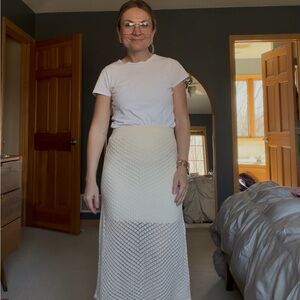 Everlane Cream Knit Maxi Skirt - Elegant Textured Design